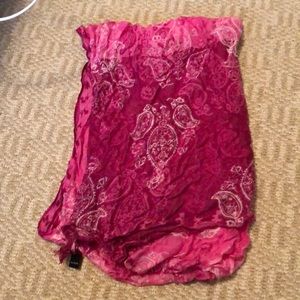 Vera Bradley stamped paisley light scarf